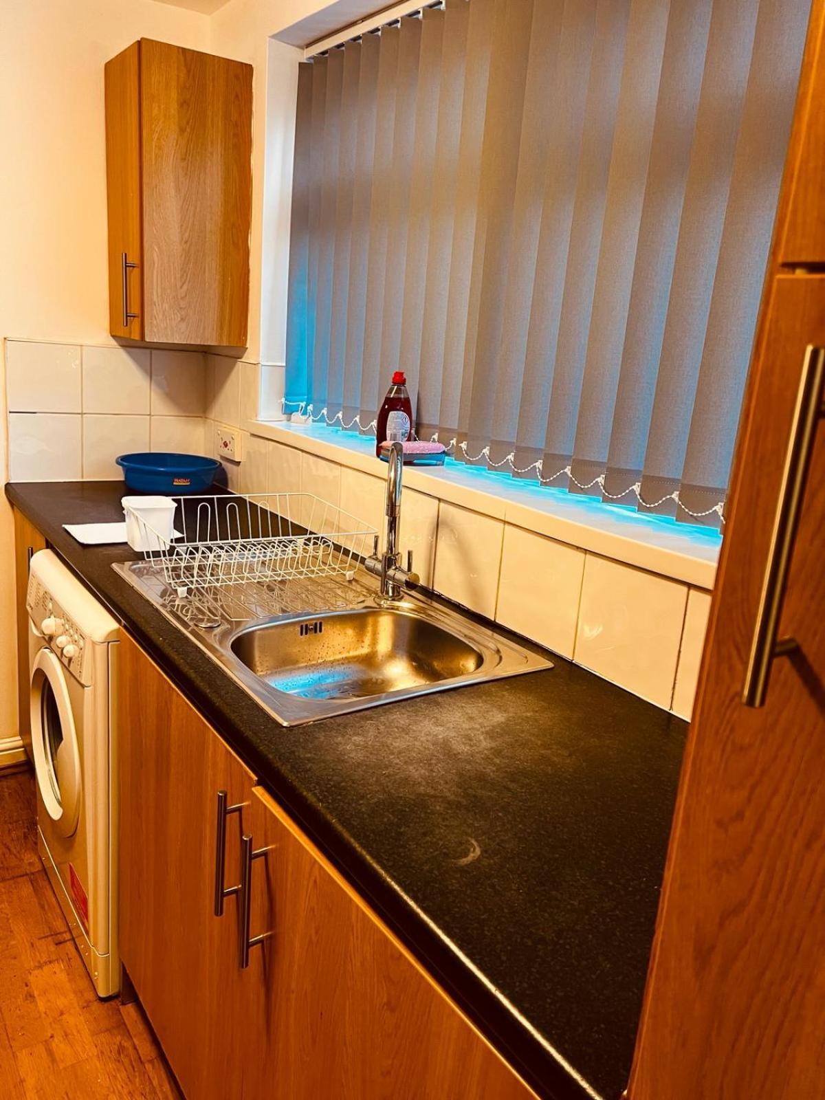 Holiday House Near Football Ground نوتينغهام المظهر الخارجي الصورة
